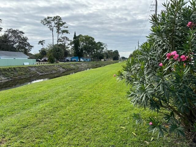 2936 Crosley Drive E G, West Palm Beach, FL 33415