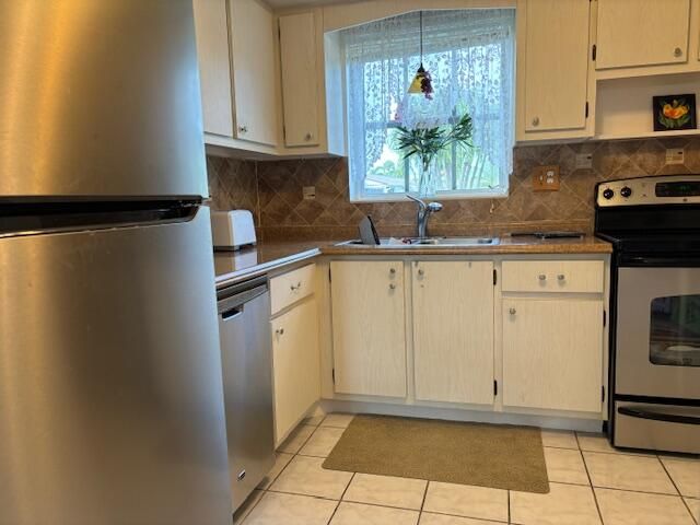 2936 Crosley Drive E G, West Palm Beach, FL 33415