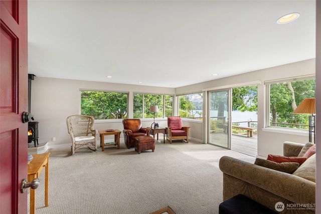 6222 Illahee Road NE, Bremerton, WA 98311