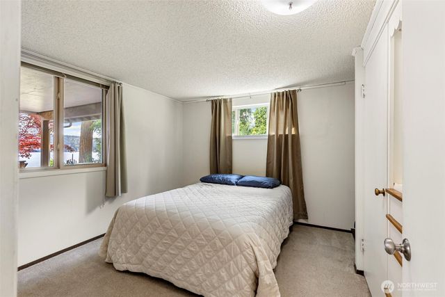 6222 Illahee Road NE, Bremerton, WA 98311