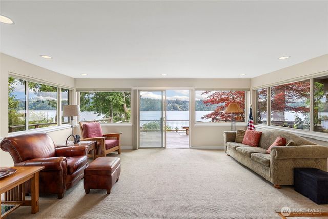 6222 Illahee Road NE, Bremerton, WA 98311