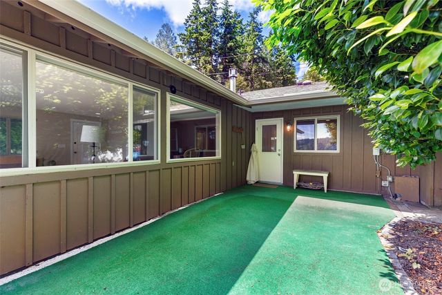 6222 Illahee Road NE, Bremerton, WA 98311