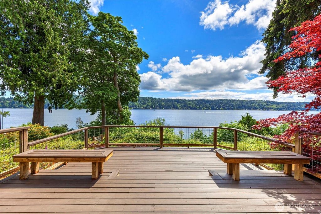 6222 Illahee Road NE, Bremerton, WA 98311