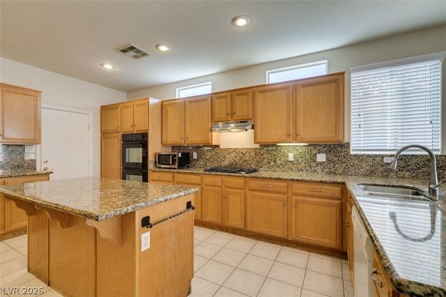 2722 Woodflower Avenue, Henderson, NV 89052