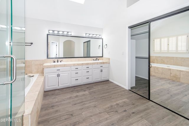 6529 JIM DE GROAT Drive, El Paso, TX 79912