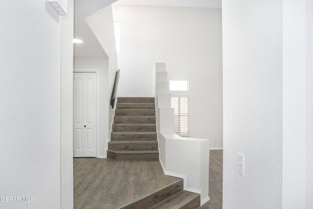 6529 JIM DE GROAT Drive, El Paso, TX 79912