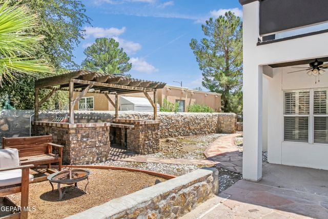 6529 JIM DE GROAT Drive, El Paso, TX 79912