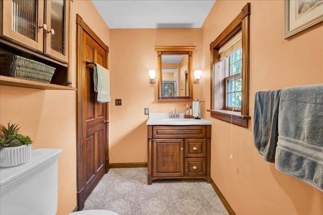 19 Brown Avenue, St. Albans City, VT 05478