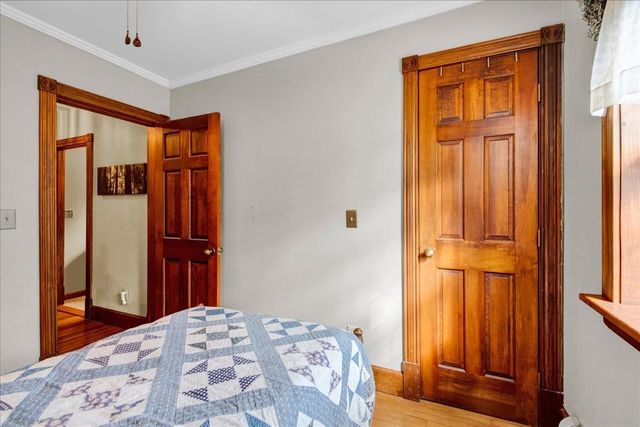 19 Brown Avenue, St. Albans City, VT 05478