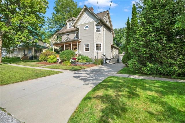 19 Brown Avenue, St. Albans City, VT 05478