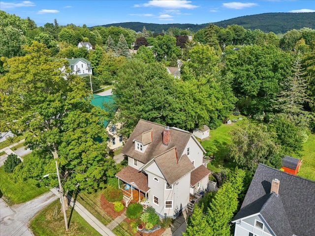 19 Brown Avenue, St. Albans City, VT 05478