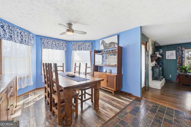 214 Horseshoe Circle, Rockmart, GA 30153