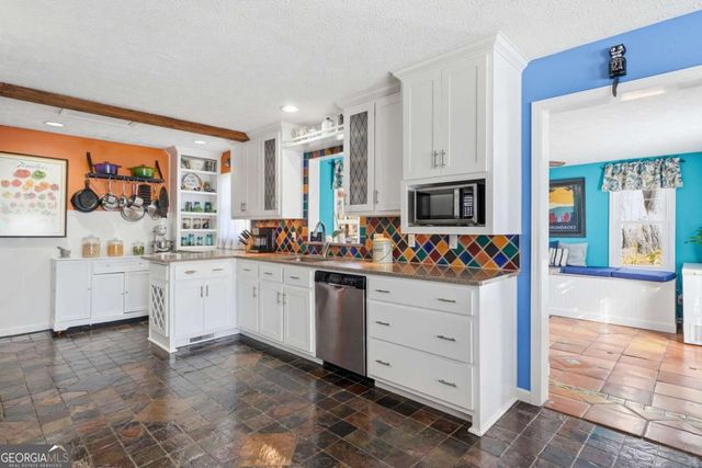 214 Horseshoe Circle, Rockmart, GA 30153