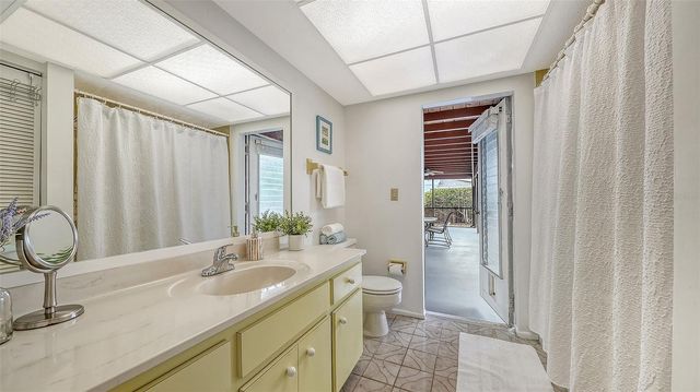 4736 CHARING CROSS ROAD, Sarasota, FL 34241