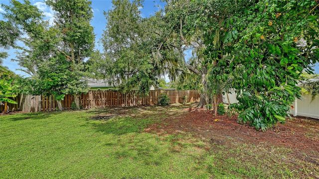 4736 CHARING CROSS ROAD, Sarasota, FL 34241