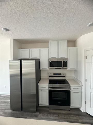 10777 IRONWOOD TREE WAY, San Antonio, FL 33576