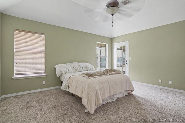 201 W Charleston Place, Broken Arrow, OK 74011