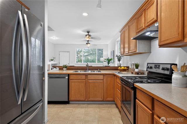 2818 57th Court E, Fife, WA 98424