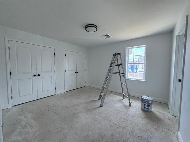 16 Princeton Circle, Fall River, MA 02722