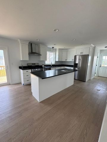 16 Princeton Circle, Fall River, MA 02722