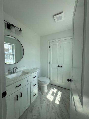 16 Princeton Circle, Fall River, MA 02722