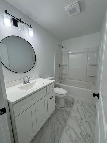 16 Princeton Circle, Fall River, MA 02722