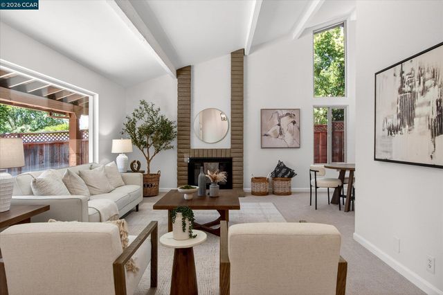 714 Navaronne Way, Concord, CA 94518