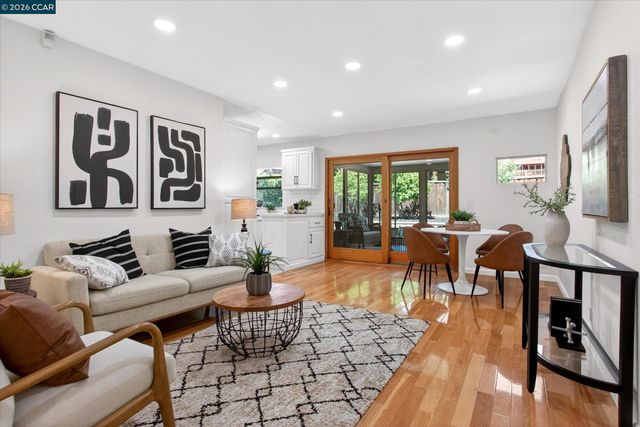 714 Navaronne Way, Concord, CA 94518