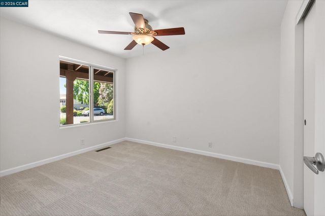 714 Navaronne Way, Concord, CA 94518
