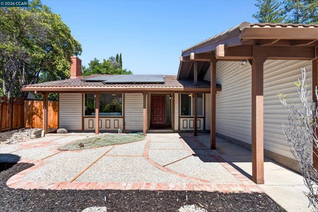 714 Navaronne Way, Concord, CA 94518