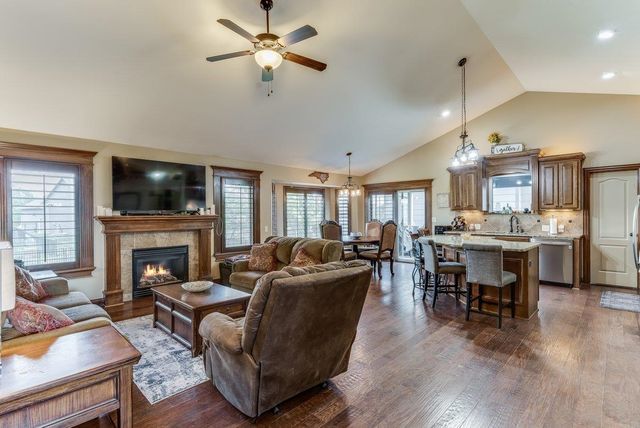 4835 N Emerald, Maize, KS 67101