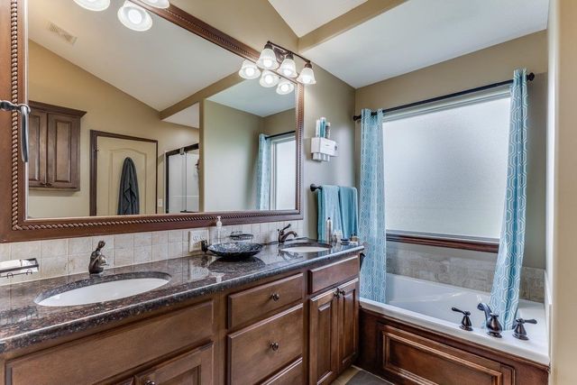 4835 N Emerald, Maize, KS 67101