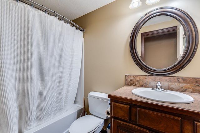 4835 N Emerald, Maize, KS 67101