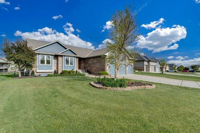 4835 N Emerald, Maize, KS 67101