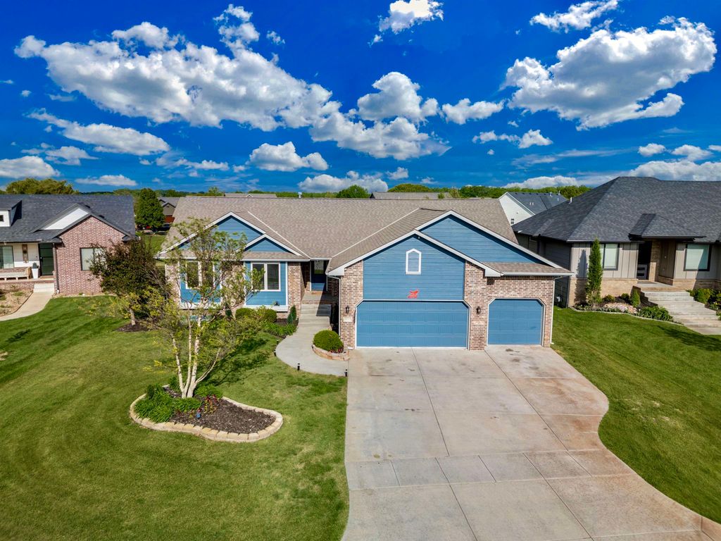 4835 N Emerald, Maize, KS 67101