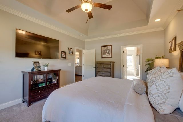 902 Larkspur Ln, Lebanon, TN 37087