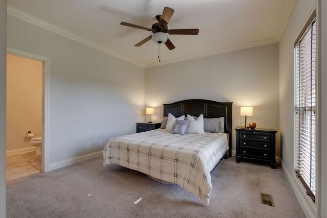 902 Larkspur Ln, Lebanon, TN 37087