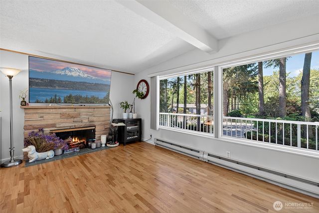 13828 183rd Avenue SE, Renton, WA 98059