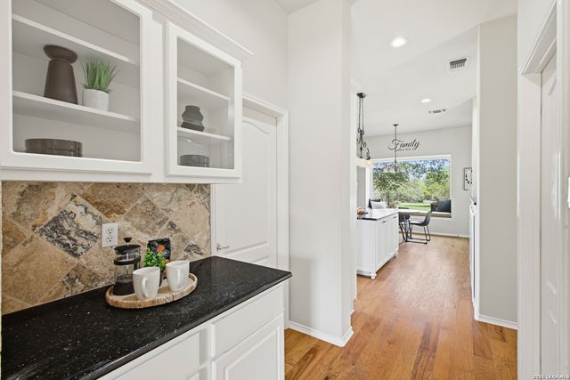 148 N Stallion Estates Dr, Spring Branch, TX 78070