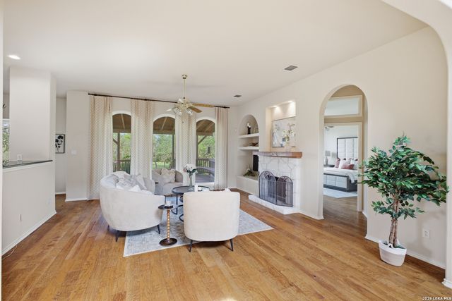 148 N Stallion Estates Dr, Spring Branch, TX 78070
