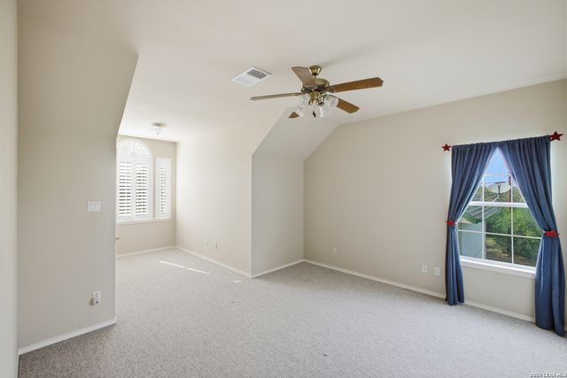 148 N Stallion Estates Dr, Spring Branch, TX 78070