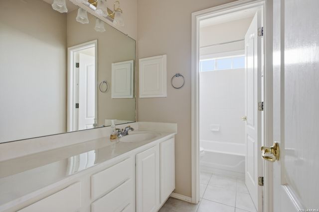 148 N Stallion Estates Dr, Spring Branch, TX 78070