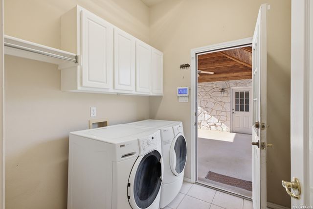 148 N Stallion Estates Dr, Spring Branch, TX 78070