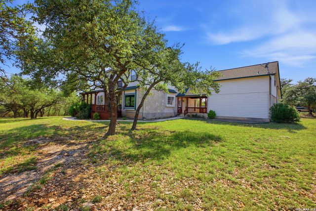 148 N Stallion Estates Dr, Spring Branch, TX 78070