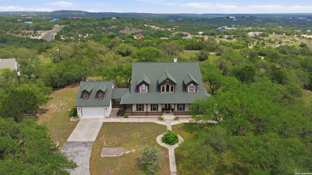 148 N Stallion Estates Dr, Spring Branch, TX 78070