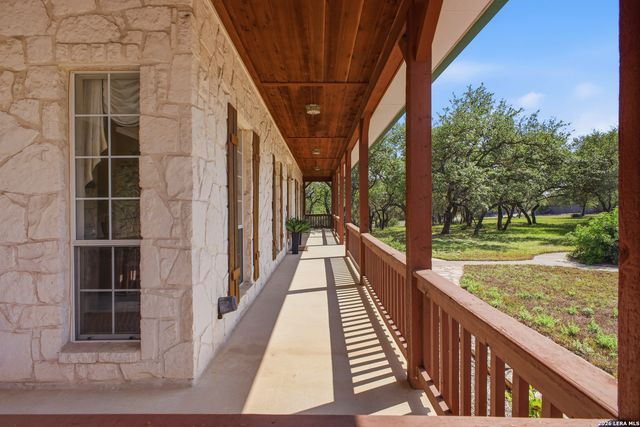 148 N Stallion Estates Dr, Spring Branch, TX 78070