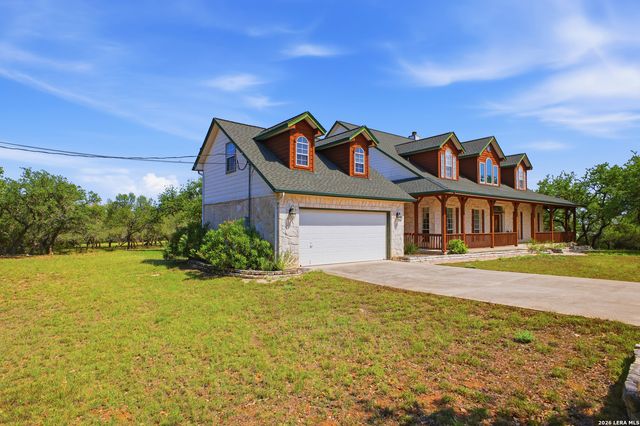 148 N Stallion Estates Dr, Spring Branch, TX 78070