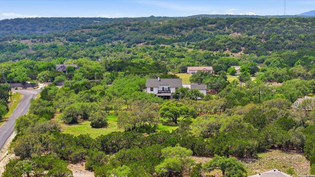 148 N Stallion Estates Dr, Spring Branch, TX 78070