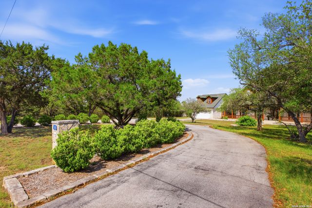 148 N Stallion Estates Dr, Spring Branch, TX 78070