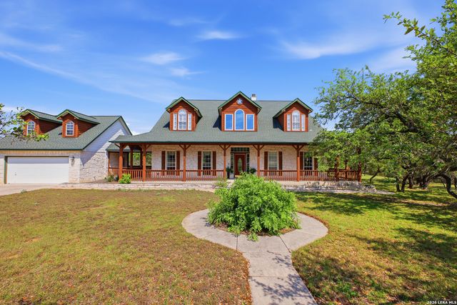 148 N Stallion Estates Dr, Spring Branch, TX 78070